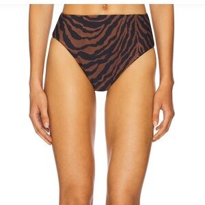 Chic Zebra Print Bikini Set